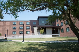 Photo of Bishop Hall and Link to 360 views of Bishop