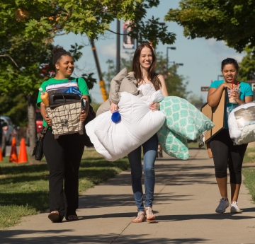 Photo of Students Moving in